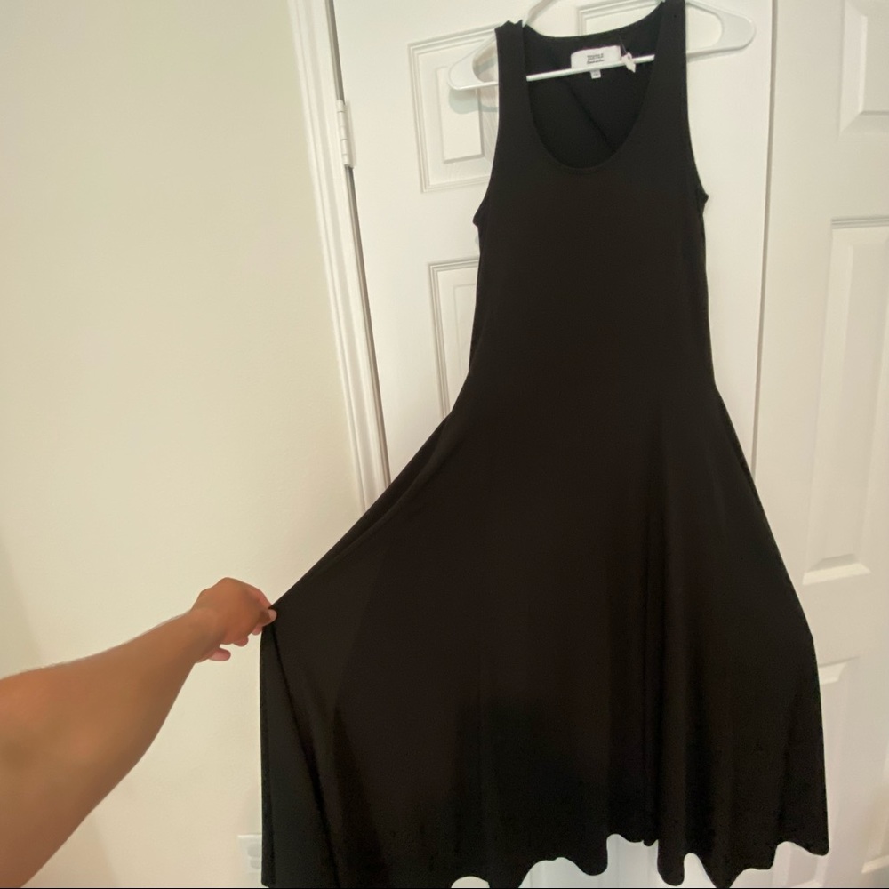 TEXTILE Elizabeth and James dress